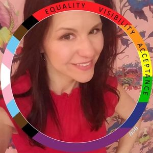 Meet your Posher, Leslie